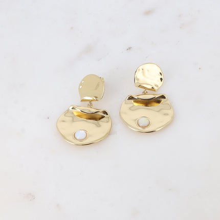 Boucles pendantes - double pièce ronde recourbée, martelée et pierre naturelle