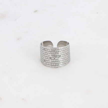 Bague - effet quadrillé
