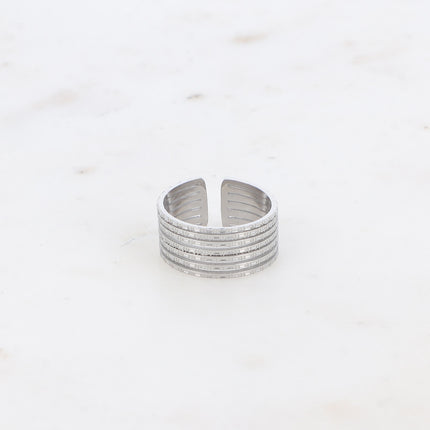Bague - ajouré et points martelés effet quadrillé