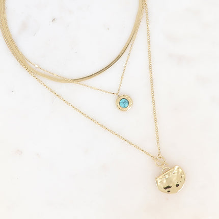 Collier 3 rangs - maille gourmette fine, pièce recourbée et martelée, pierre naturelle