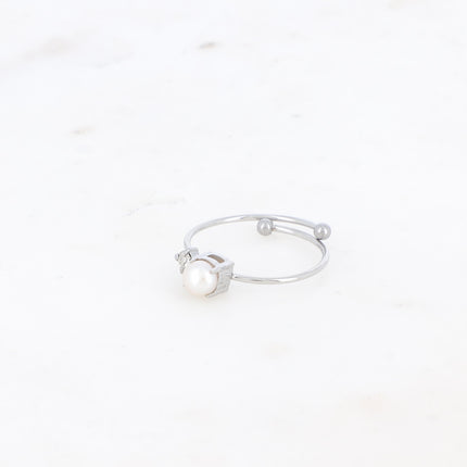 Bague fine - petite perle en résine blanche et cristal taillé
