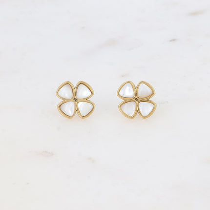 Stud earrings - natural stone clover