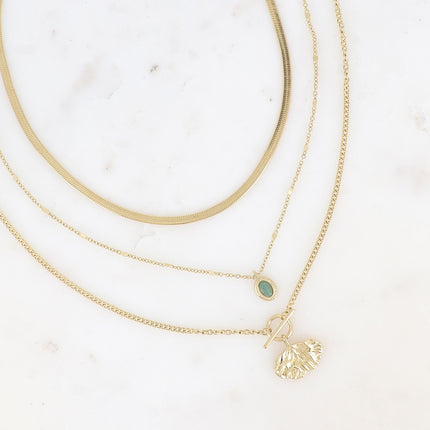 Collier 3 rangs Sierra - motif anneau et barre, feuille de ginko et pierre naturelle ovale