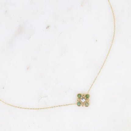 Collier - motif géométrique avec pierres naturelles et cristal taillé carré