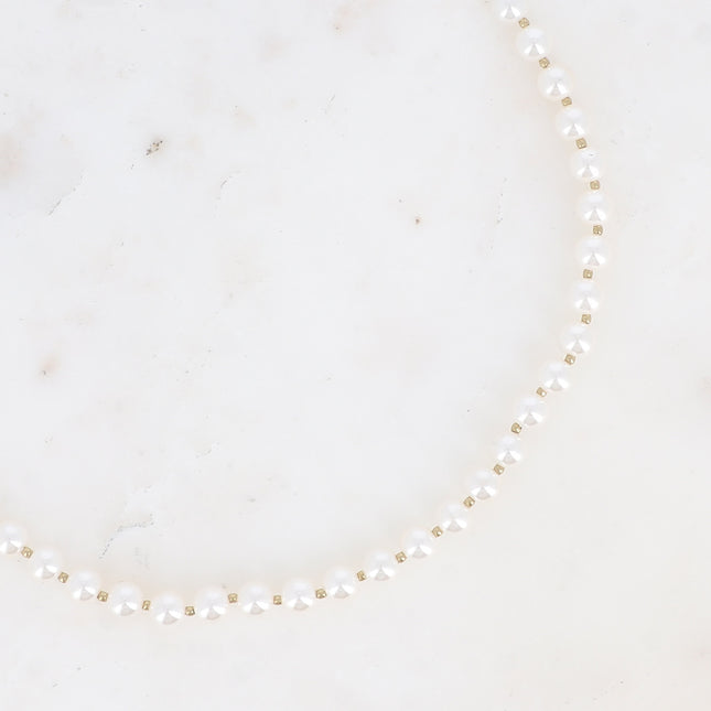 Collier - grosses perles de résine blanche