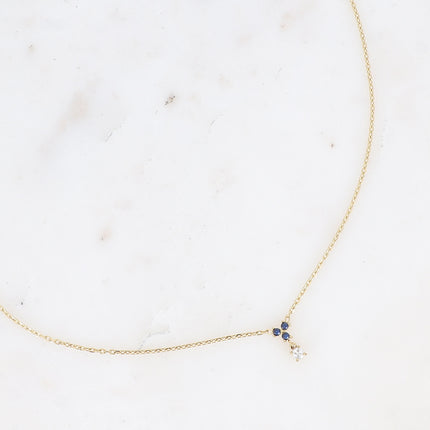 Collier - petit pendentif avec oxydes de zirconium