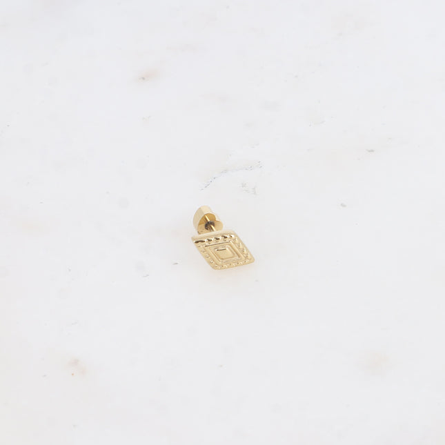 Piercing - textured diamond