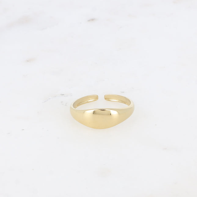 Ring - smooth signet ring effect