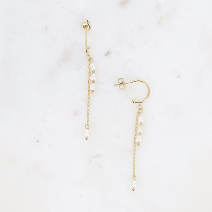 Hoop earrings - dangling chain and freshwater pearls