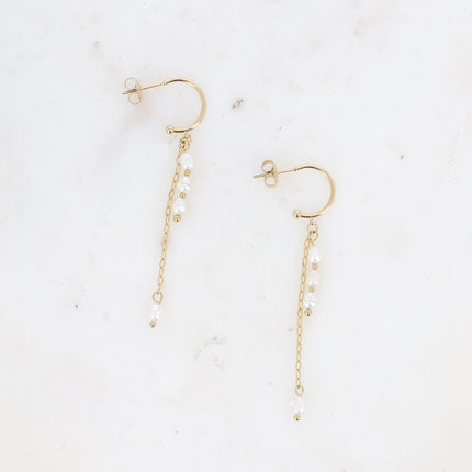 Hoop earrings - dangling chain and freshwater pearls