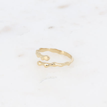 Bague - fine et ouverte, effet martelé