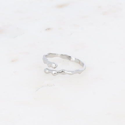 Bague - fine et ouverte, effet martelé