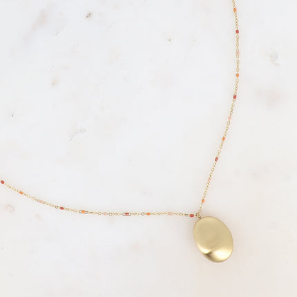 Collier Jennie - chaîne émaillée, grand pendentif ovale effet brossé