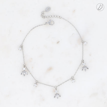 Chevillère Katarina - petites breloques en motif feuillage en oxydes de zirconium