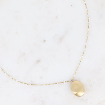 Collier Jennie - chaîne émaillée, grand pendentif ovale effet brossé