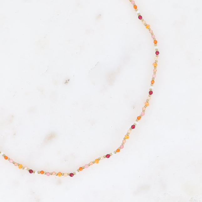 Collier ras de cou Liorah - sur fil avec pâtes de verres et perles en acier inoxydable