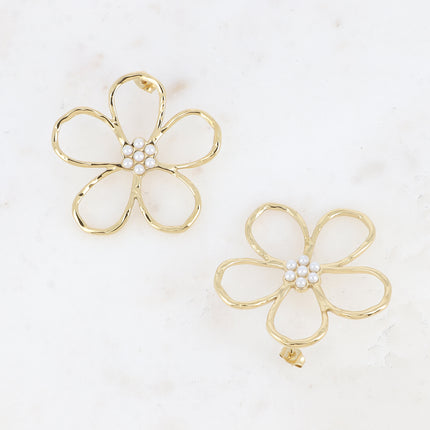 Boucles puces Trinity - grande fleur ajourée et bille en résine blanche nacrée