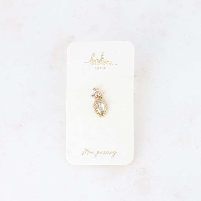 Piercing - cristal amande et oxydes de zirconium, contour effet milgrain