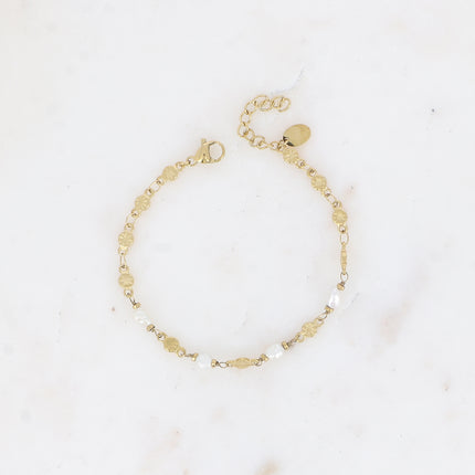 Bracelet - maille ronde avec étoile gravée et perles d'eau douce