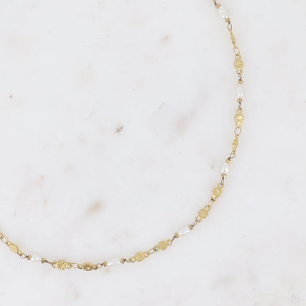 Collier - maille ronde avec étoile gravée et perles d'eau douce