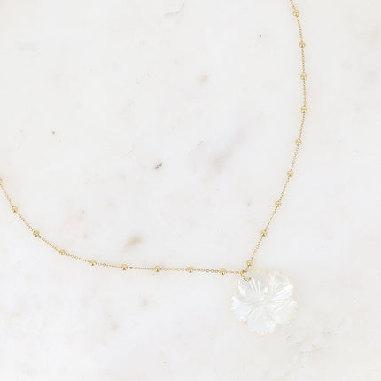 Collier - pendentif fleur nacrée 23mm