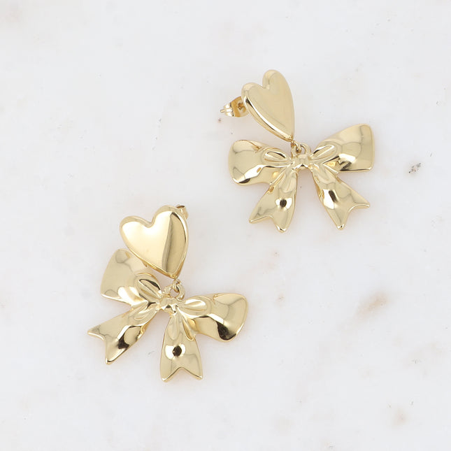 Boucles pendantes Gigi - coeur et gros noeud papillon