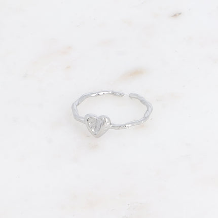 Bague - anneau torsadé, coeur martelé