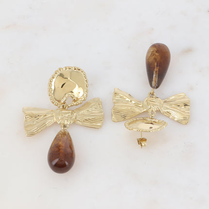 Boucles pendantes Aliénor - pièce ronde, noeud papillon texturée et goutte en acétate coloré