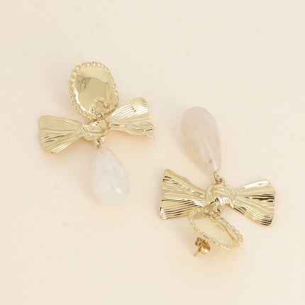 Boucles pendantes Aliénor - pièce ronde, noeud papillon texturée et goutte en acétate coloré