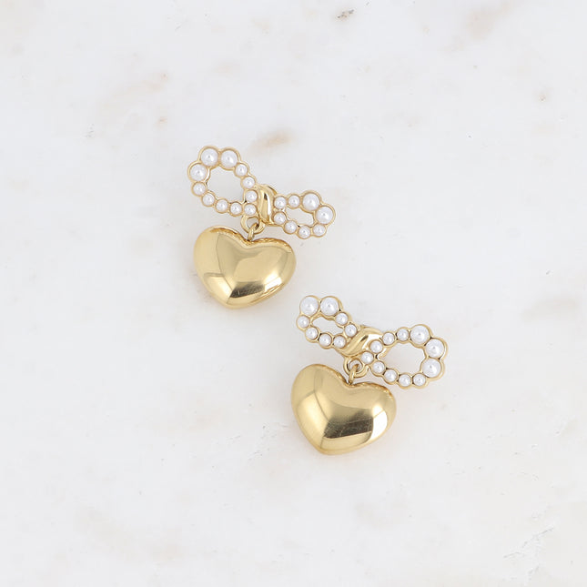 Boucles pendantes Melissa - noeud papillon avec boules en résine blanche et coeur