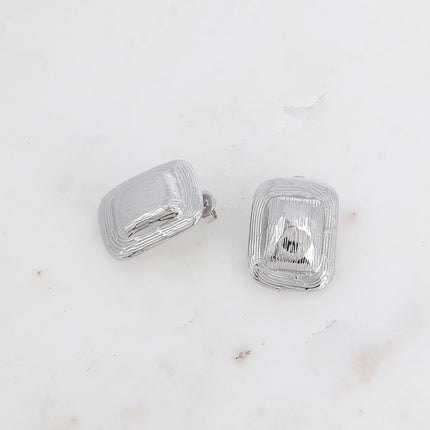 Boucles puces Éléa - motif rectangle bombé et strié