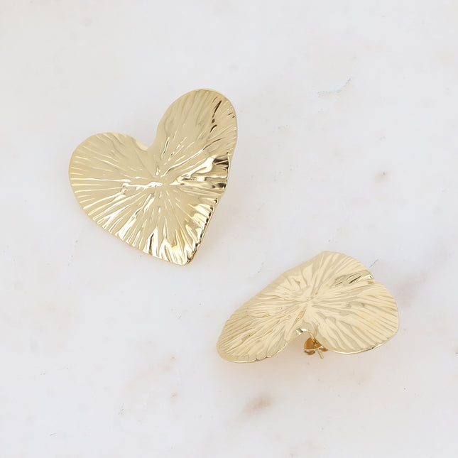 Boucles puces - gros coeur aux lignes gravées