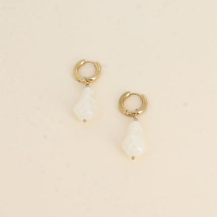 Créoles - anneau simple avec pièce de résine colorée pendante