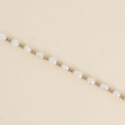 Bracelet sur câble Isaline - perles en acier et pierres naturelles