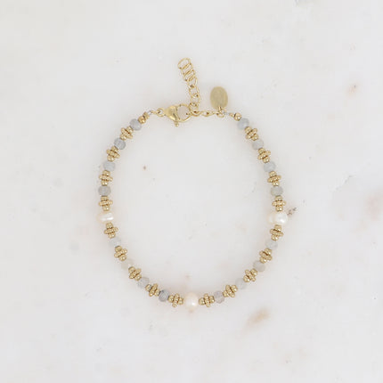 Bracelet sur câble Suzie - perles en acier, perles d'eau douce et pierres naturelles