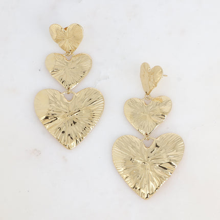 Boucles pendantes - 3 gros coeurs aux lignes gravées