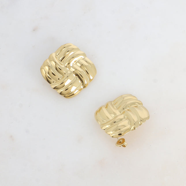 Boucles puces - grand carré avec effet damier tressé