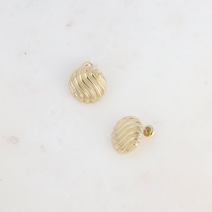 Boucles puces - pièce ronde aux lignes ondulées gravées