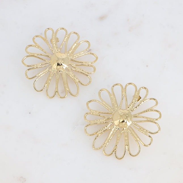 Boucles puces Dolorès - grande pièce florale aux pétales ajourées
