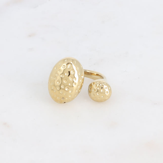 Ludivine open ring - oval and round with engraved polka dots