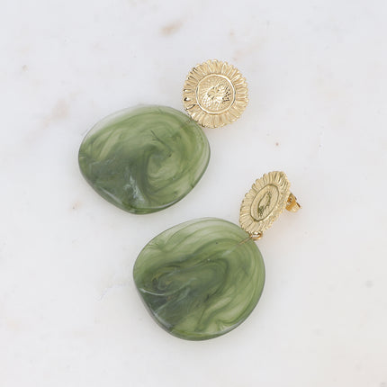 Boucles pendantes Adélaïde - fleur texturée et pièce en acétate