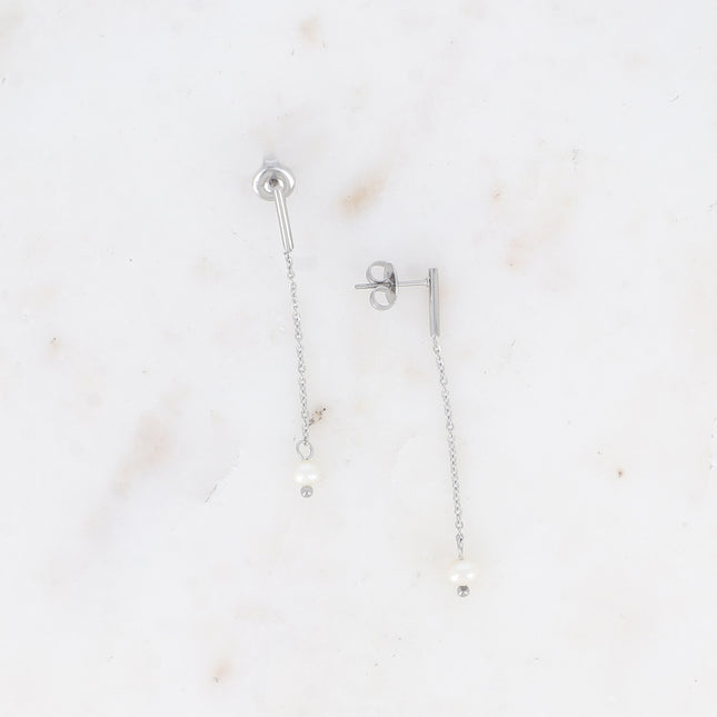 Boucles pendantes - barre fine, chaîne pendante et perle d'eau douce