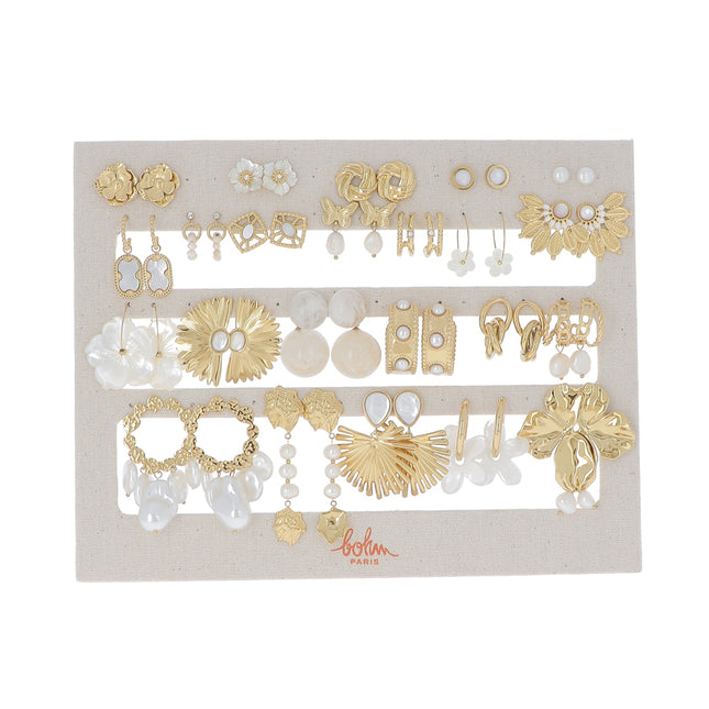 Kit de 23 boucles - doré perles d'eau douce - prix moyen de 6,70€/pr - Présentoir offert