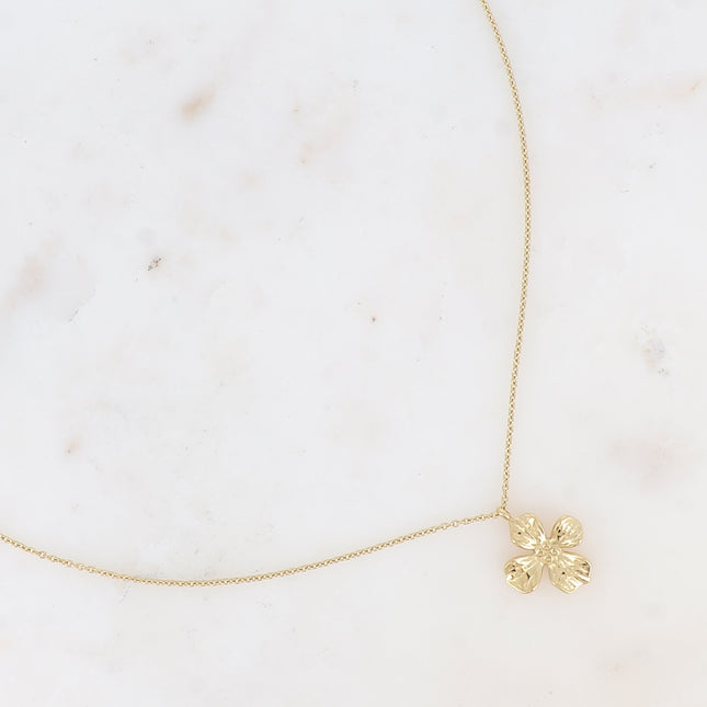 Collier Adèle - pendentif fleur texturée