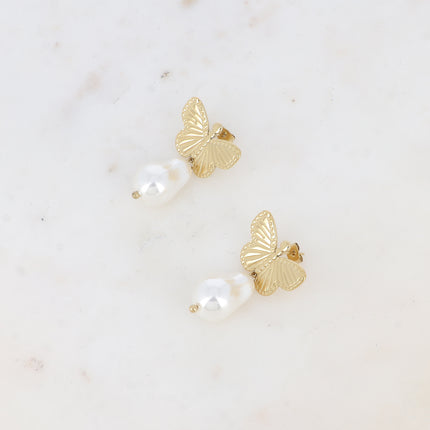 Boucles pendantes Mirae - papillon texturé et perle de résine blanche