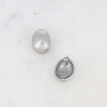 Boucles puces - pièce ovale creuse effet brossée