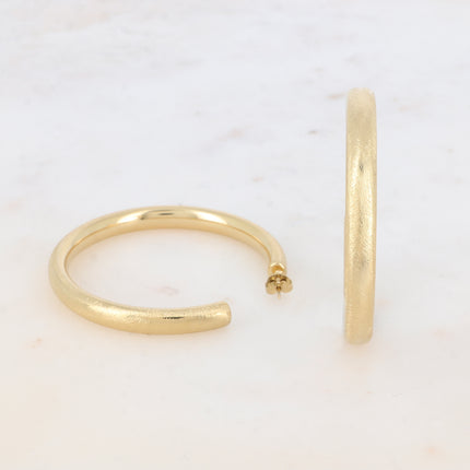 Hoop earrings - smooth and brushed ring 60mm