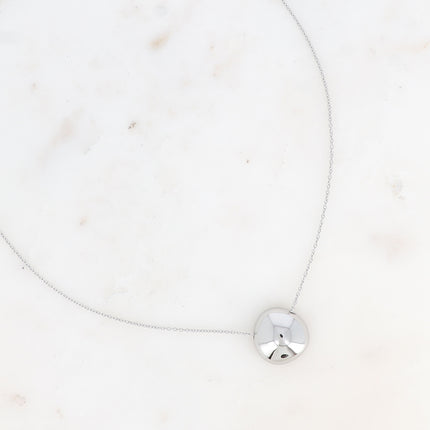 Collier Sidia - maille forçat et pendentif demi boule incurvée traversante