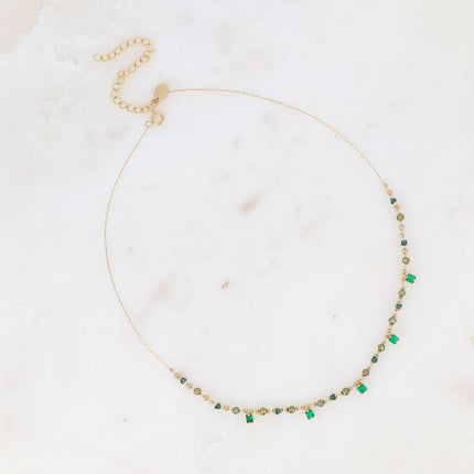 Collier - chaîne fine avec pâtes de verre et cristaux carrés pendants
