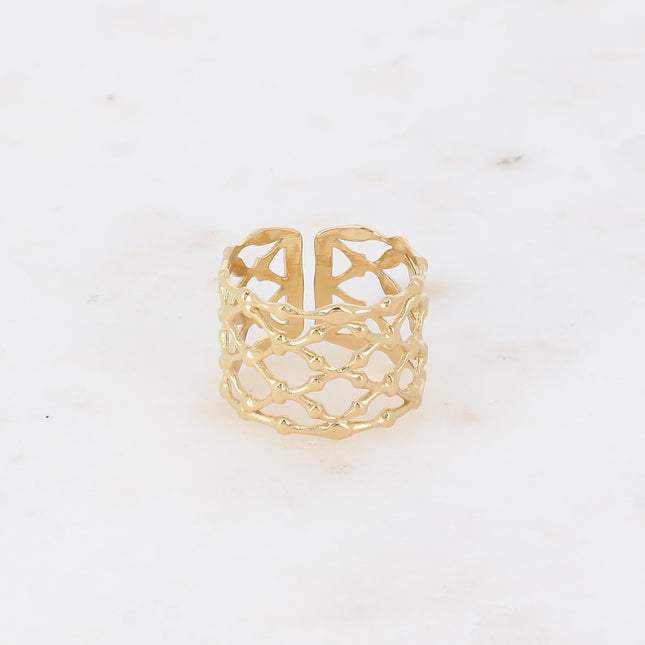 Wide ring - openwork grid pattern